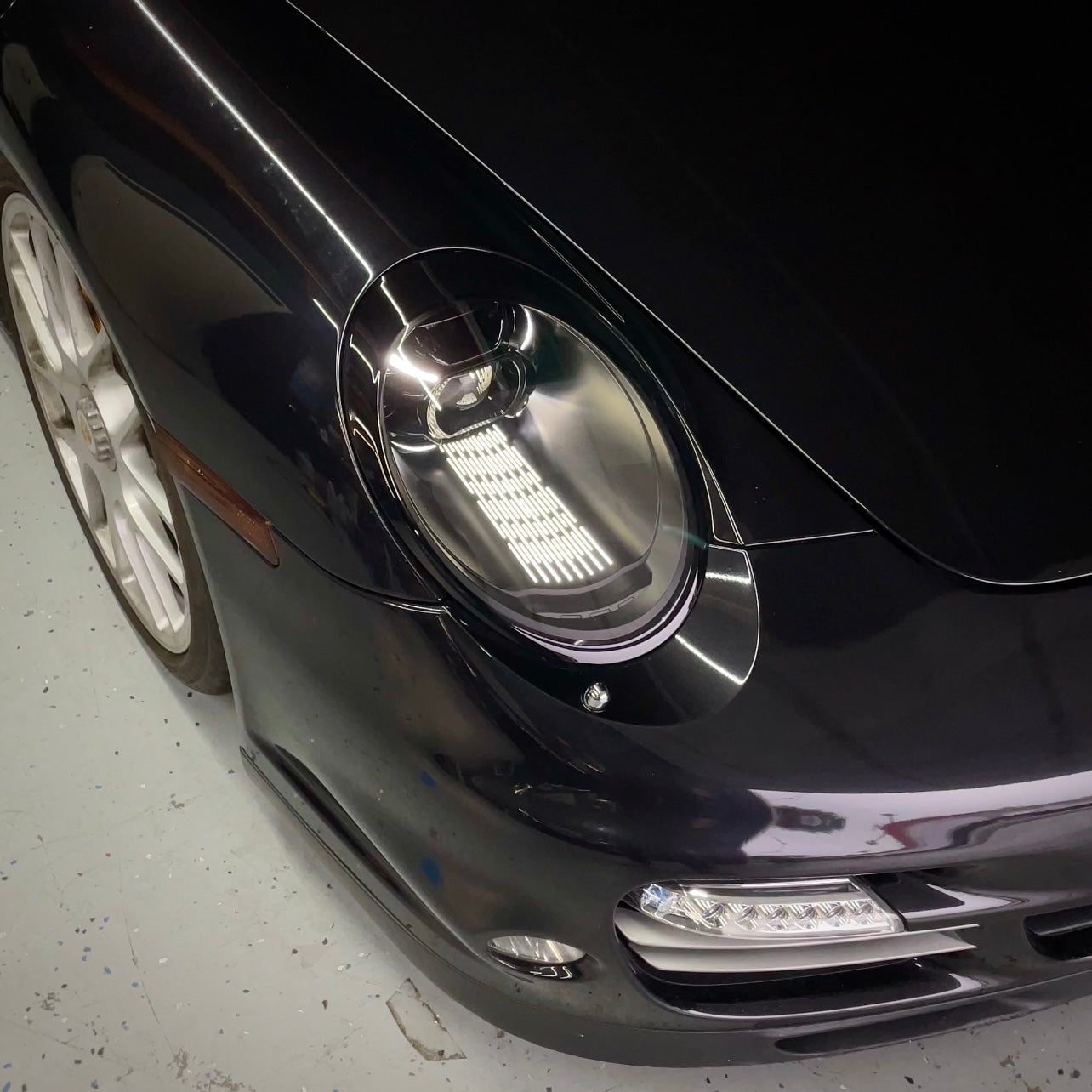 992 Matrix Style LED Headlights for Porsche 997.1 & 997.2  (2005 - 2013 Xenon & Halogen)