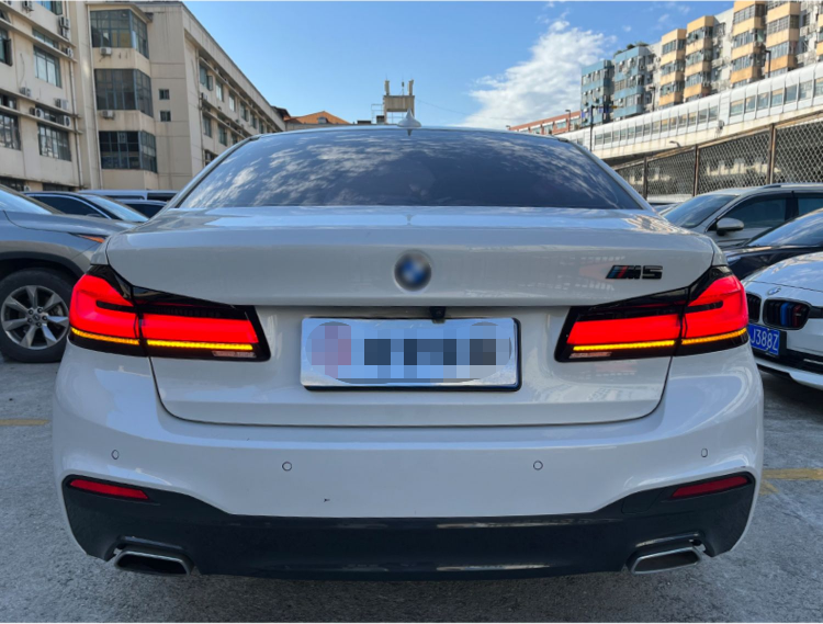BMW F90 M5 & G30 5 Series Sequential LCI Style Taillights (2017 - PRESENT)