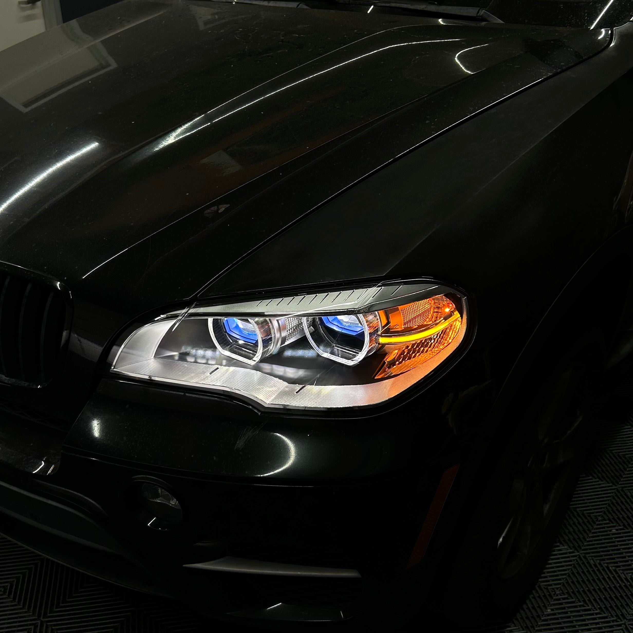 E70 X5 FACELIFT STYLE LED HEADLIGHTS (2007-2013)