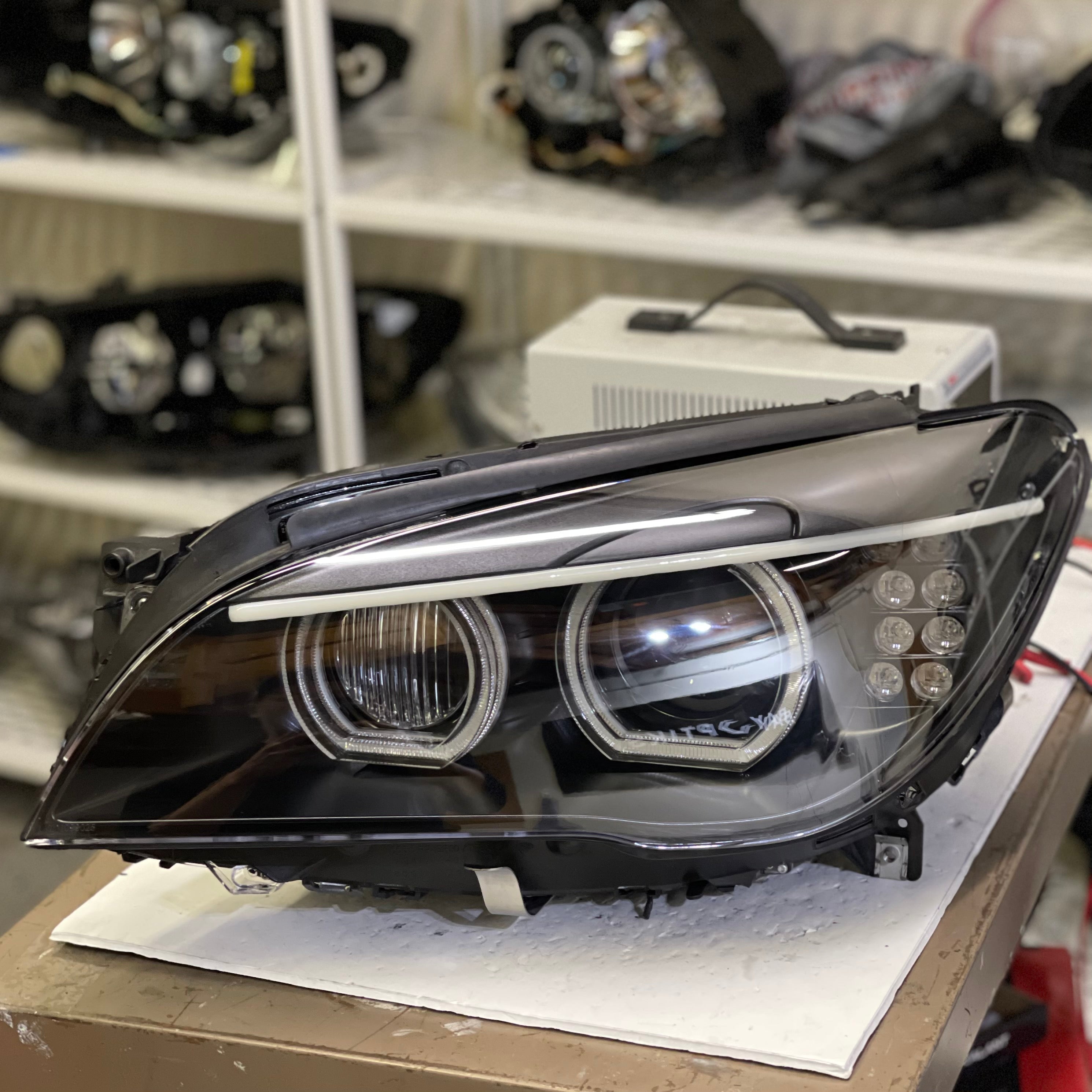 F01 7 Series DTM Retrofit (Xenon headlights only)