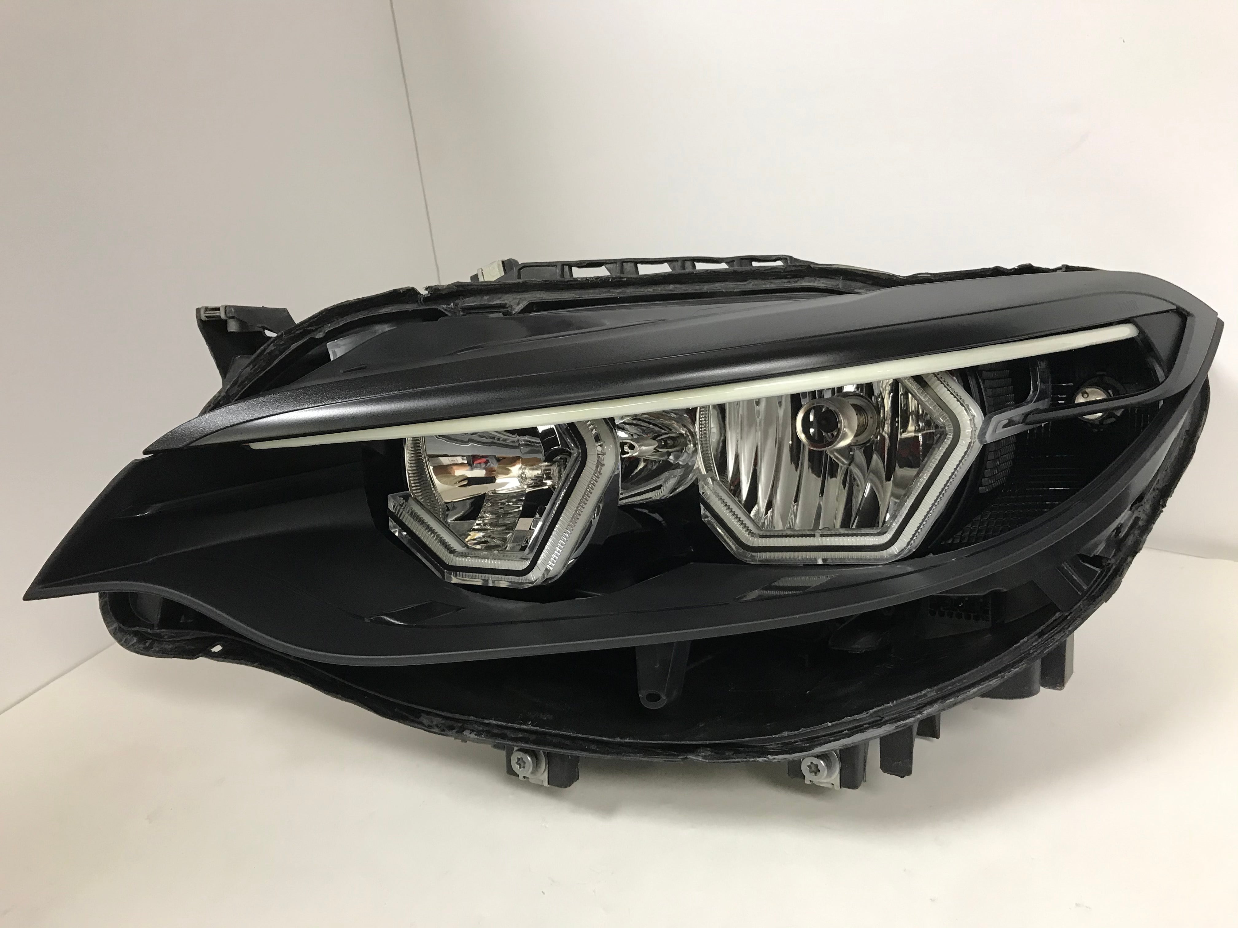 PRE-BUILT F22 2 Series Vision Retrofit (2014 - 2017 Halogen Headlights only)